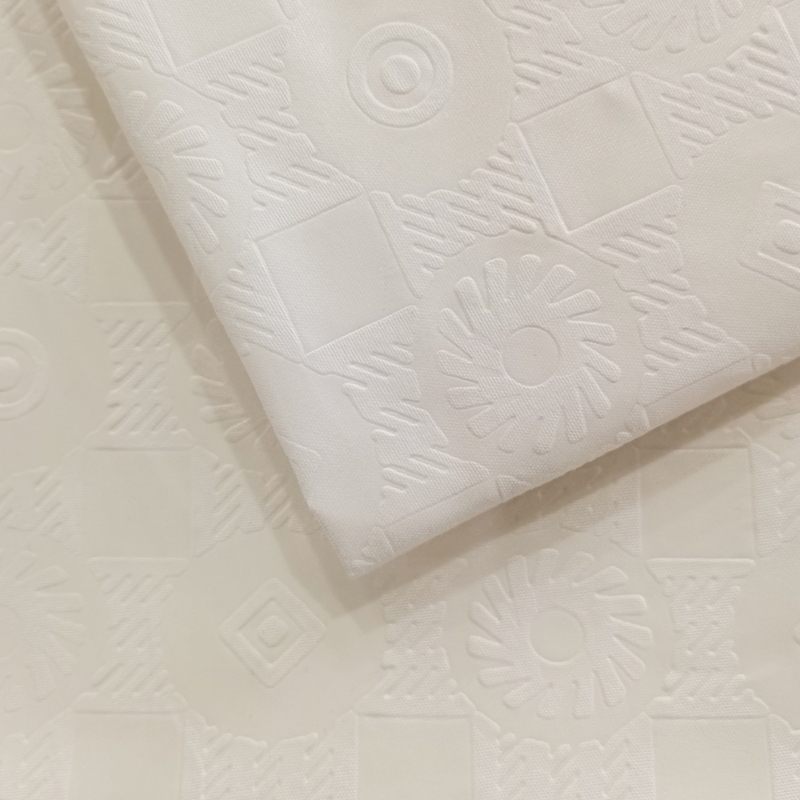 TMIE-08-2-1 keskeny szélességű szövet, nagy sűrűségű 100 GSM testreszabott szín, 3D dombornyomott poliészter poplin szövettel