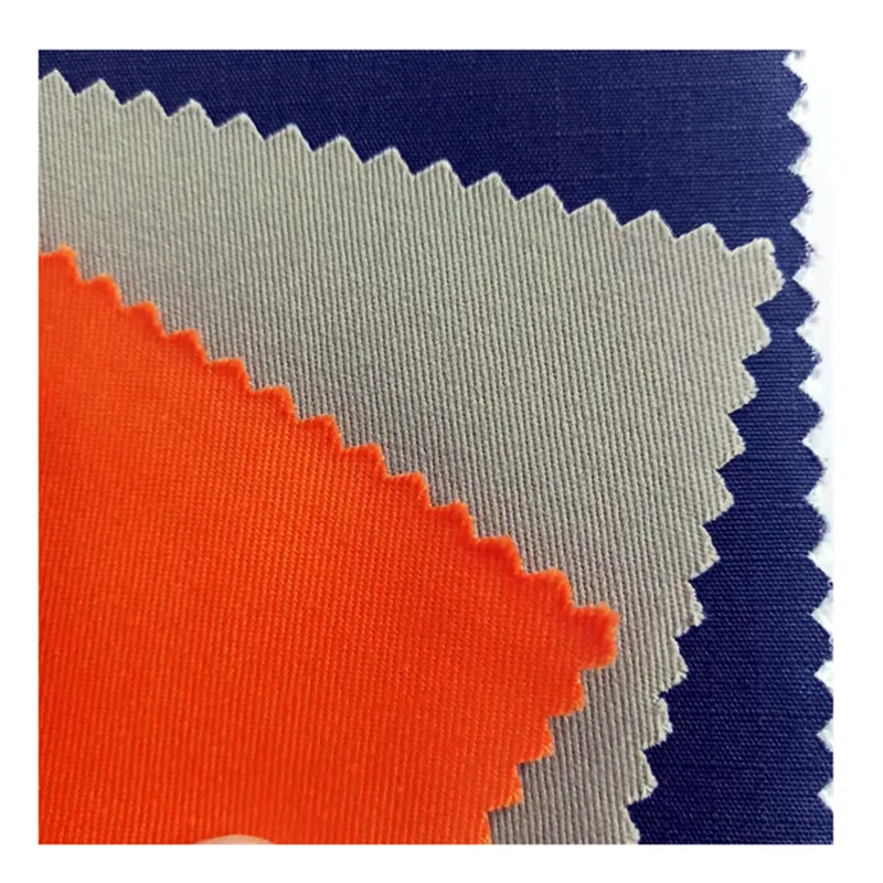 TMIE-08-4-2 Közepes súlyú 115GSM festett színek poliészter poplin twill szövet